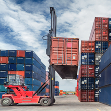 Importações superam exportações em US$ 3,93 bi em 2014, pior ano desde 1998