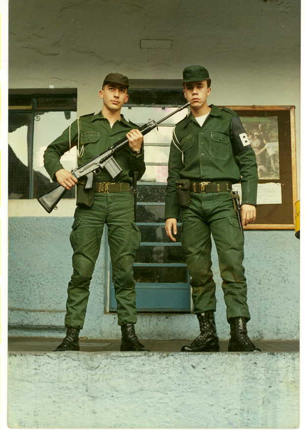 Ex-soldados do Exercito Brasileiro, reservista de 1989 e